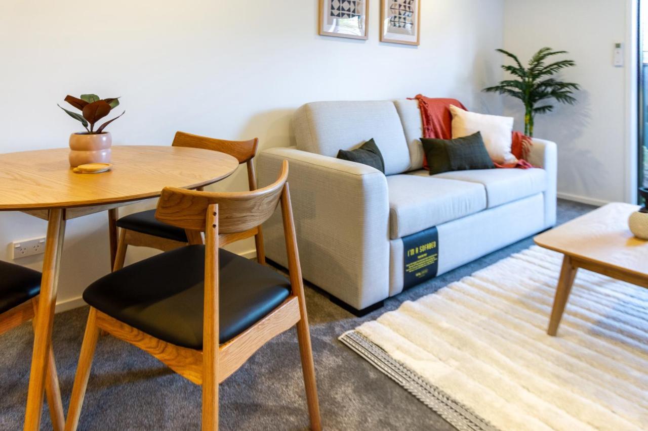 1 Bedroom 1 Bath, Executive Escape, Northlands Mall كريستتشيرش المظهر الخارجي الصورة