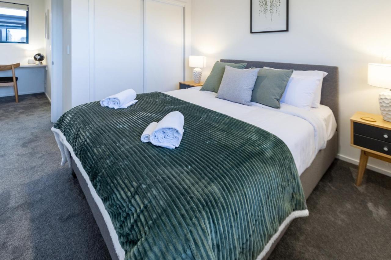 1 Bedroom 1 Bath, Executive Escape, Northlands Mall كريستتشيرش المظهر الخارجي الصورة