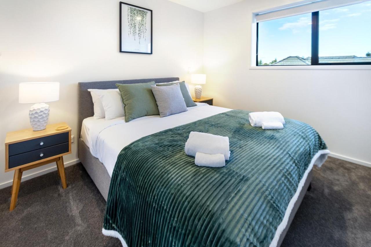 1 Bedroom 1 Bath, Executive Escape, Northlands Mall كريستتشيرش المظهر الخارجي الصورة